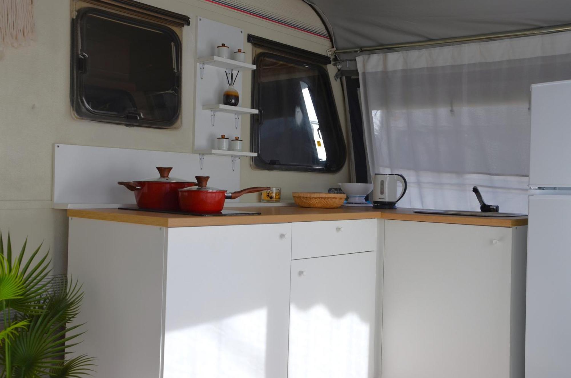 Camping Italia 90 Caravans Domaso Bagian luar foto
